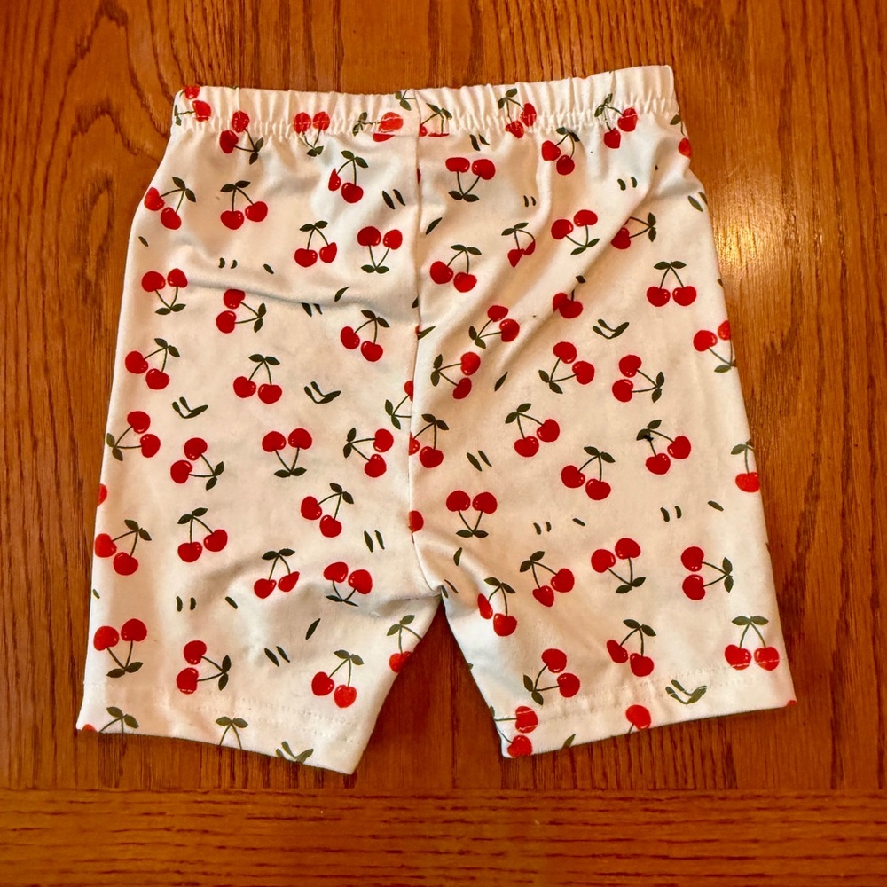 White and Red Cherry Print Shorts‎ - 18-24 M - Picture 5 of 5